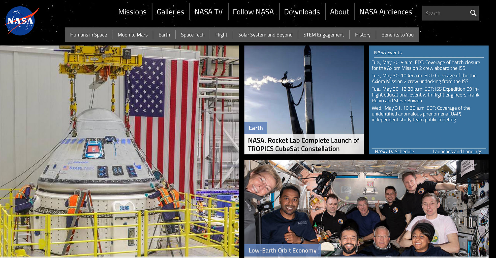 NASA uses 90s website design.